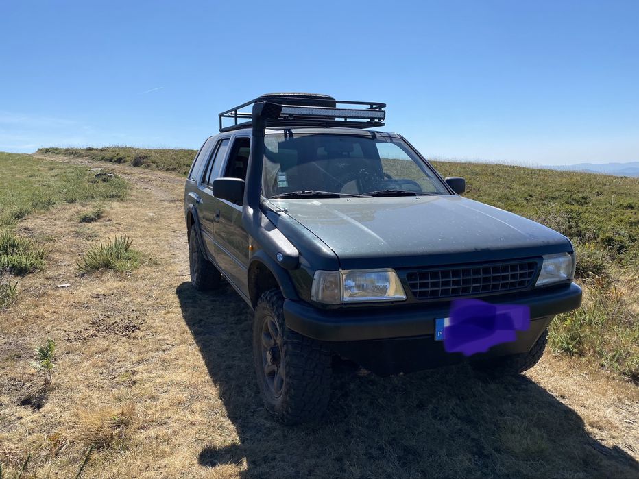 Opel Frontera 2.8