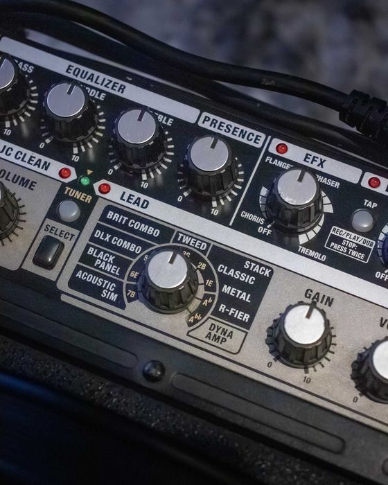 Amplificador Guitarra Elétrica Roland Cube 80x COSM