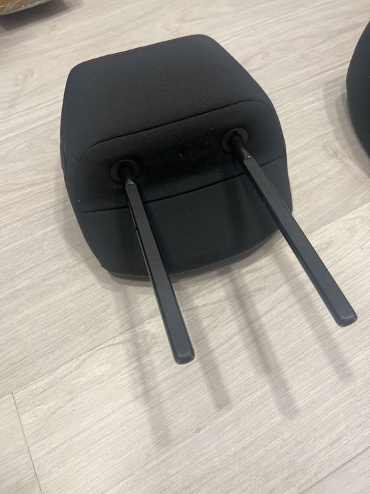 Encostos de cabeça para a Renault Grand Scenic