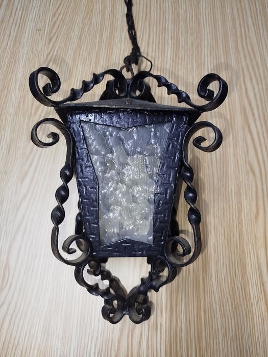 Candeeiro/lanterna de ferro forjado antigo/vintage
