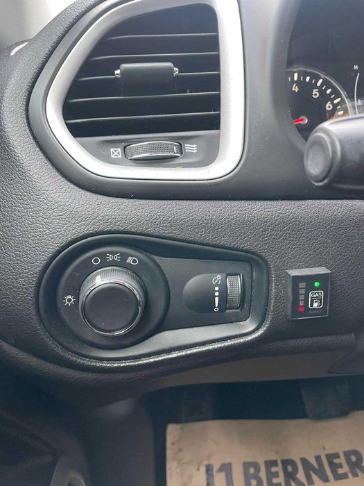 JEEP Renegade 2017 газ/бензин