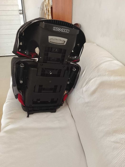 Cadeira de criança para o carro