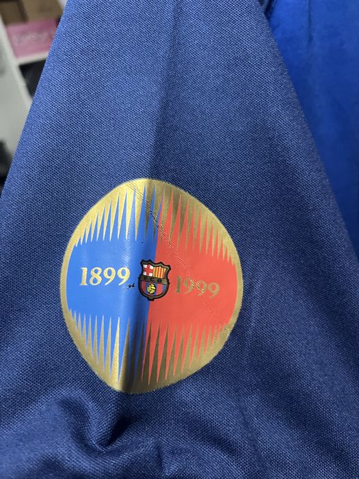 Vendo camisola retro centenario Barcelona - Figo