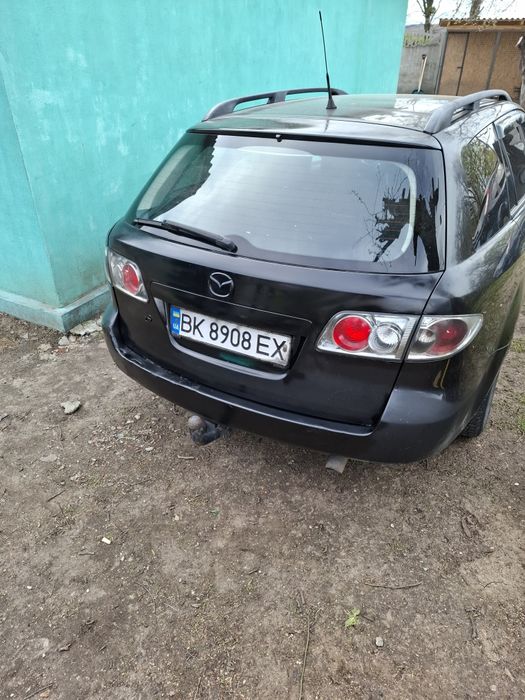 Мазда 6 2004 року