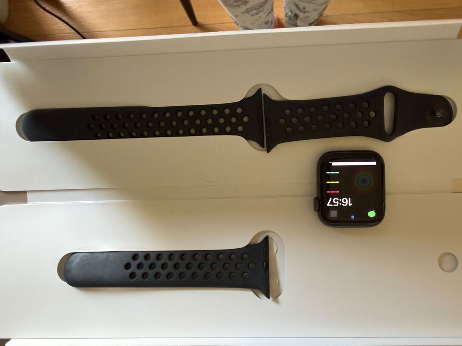 Apple Watch SE Nike impecável.