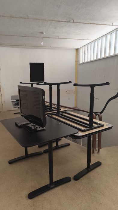 Secretárias BEKANT IKEA branco e/ou preto