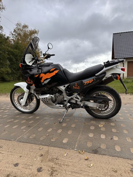 Honda Africa Twin 750