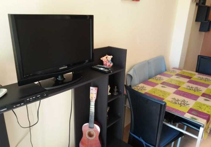 arrenda apartamento ao ano em quarteira
