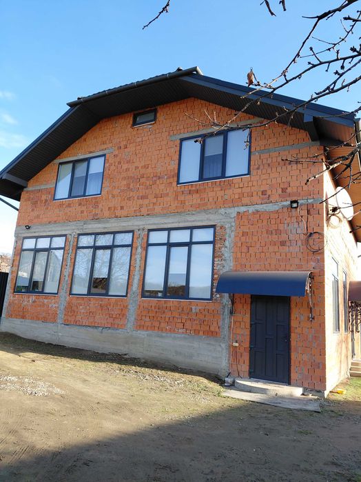 Просторий будинок в 9 км.від Мукачева