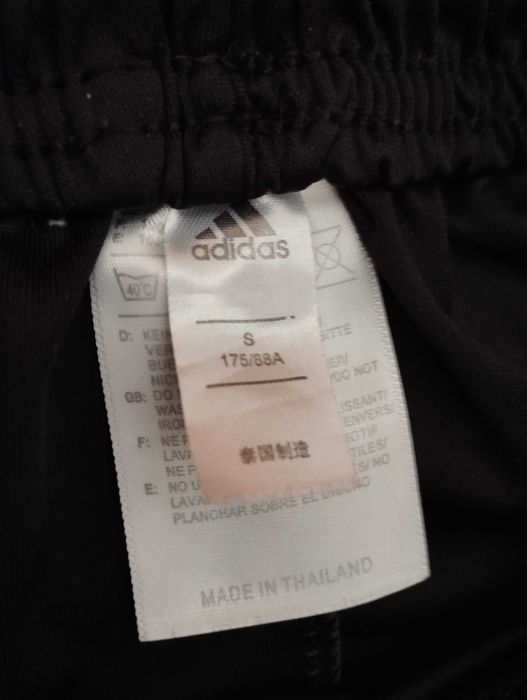 Calções Adidas preto tamanho S