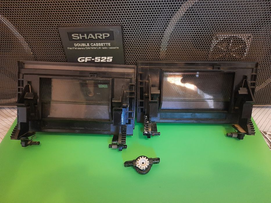 Продам проверенные запчасти магнитофон  sharp 700