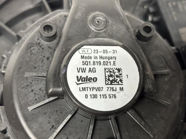 Motor da chauffage / sofagem VOLKSWAGEN Golf VIII (CD1)