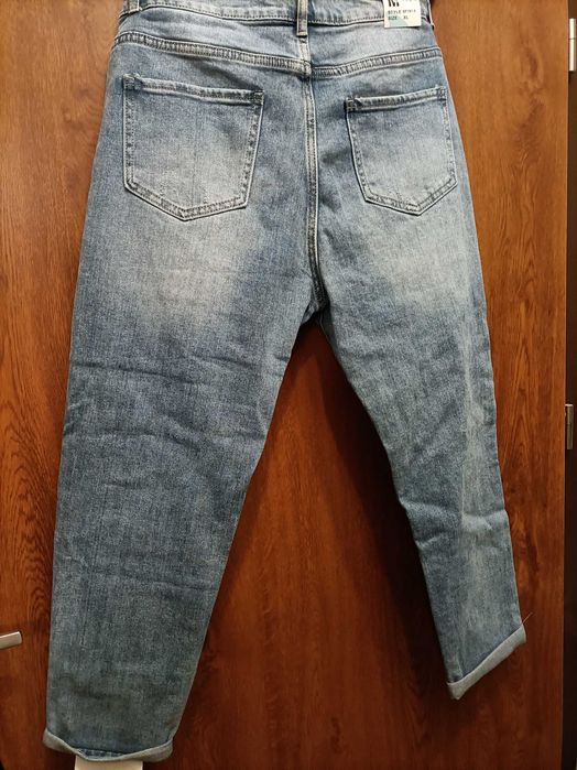 Spodnie damskie jeans