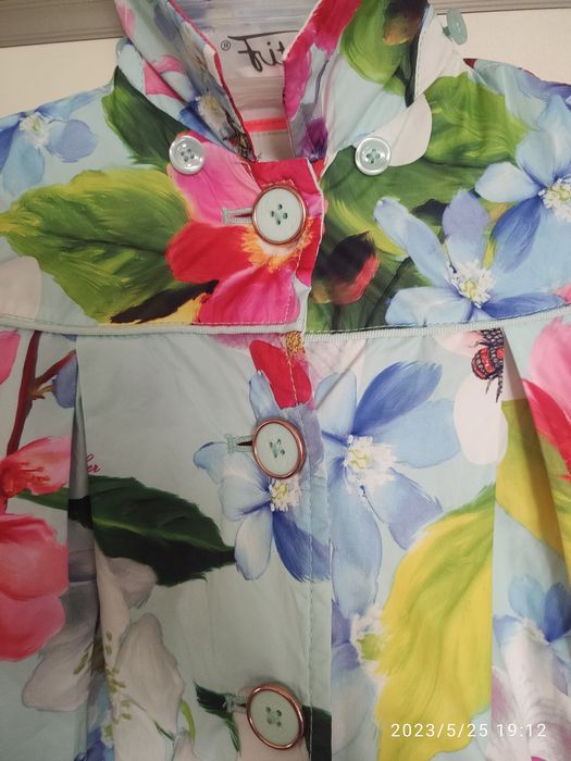 Wiosenny płaszczyk Ted Baker