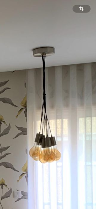 CANDEEIRO DE TETO COM SEIS LÂMPADAS