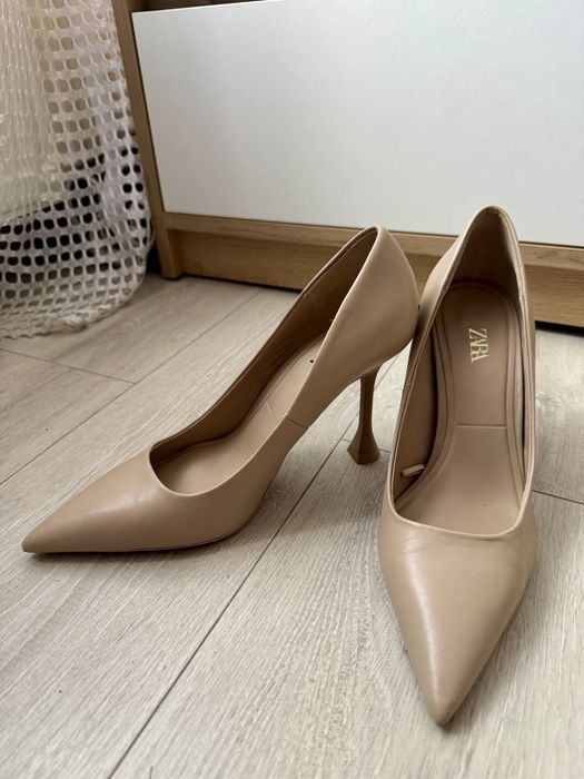 Туфлі шкіряні Zara, дуже зручні
