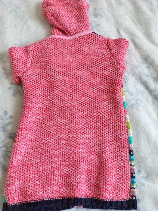 Sweterek rozmiar 98-104