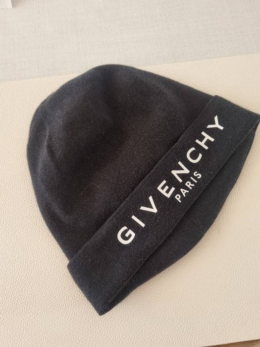Czapka Givenchy Paris