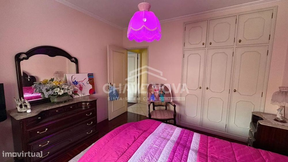 Apartamento T3 no centro de Espinho com garagem box