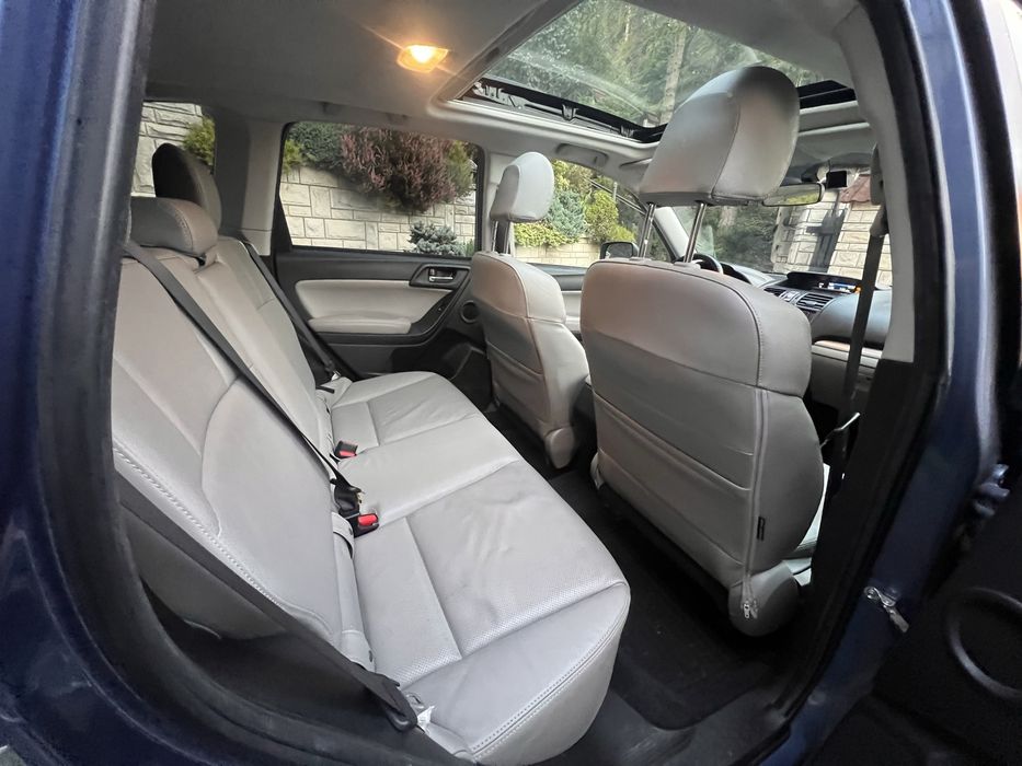 Subaru forester 4 , benzyna/LPG faktura  vat 23%