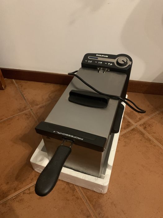 Máquina de Fritar64751025223425120