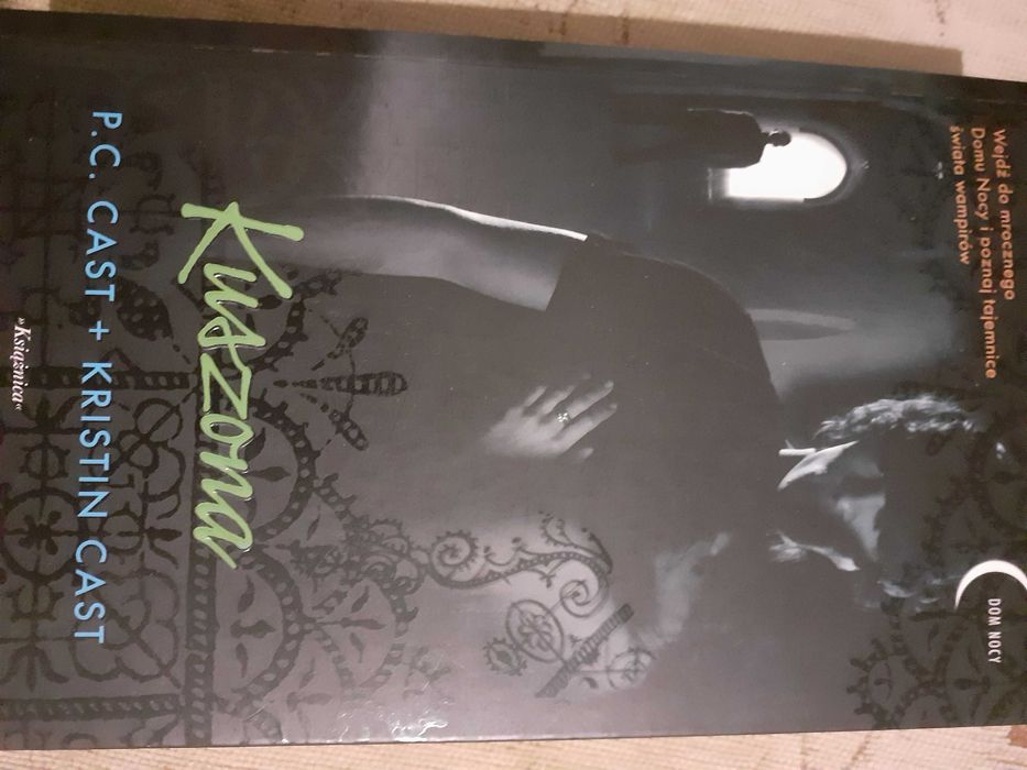 Kuszona - P.C. Cast + Kristin Cast