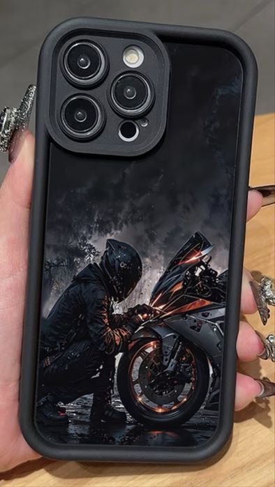 чохли для смартфону мобільного iPhone 15