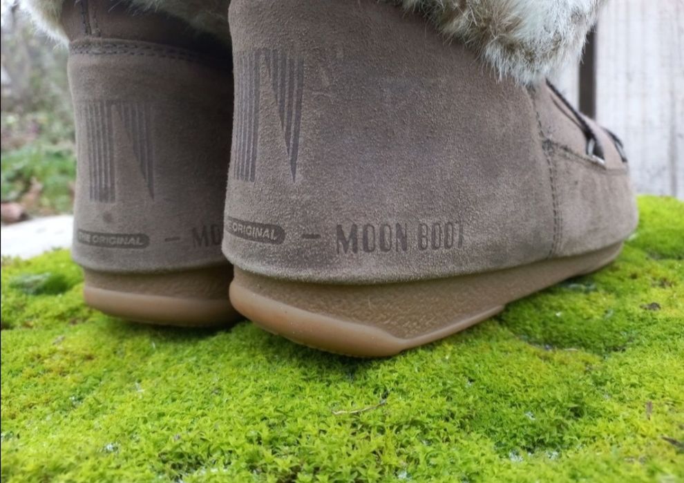 Женские зимние ботинки Moon boot the original