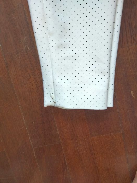 Calças Brancas/Pérola com bolinhas pretas Zara