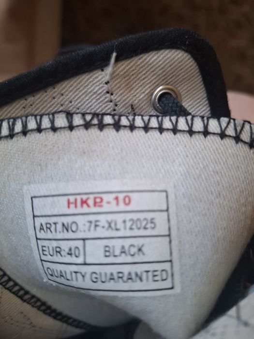 Wysokie trampki 40 HKR Footwe wkladka 25 cmar