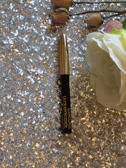 Czarna kredka lancome wersja mini