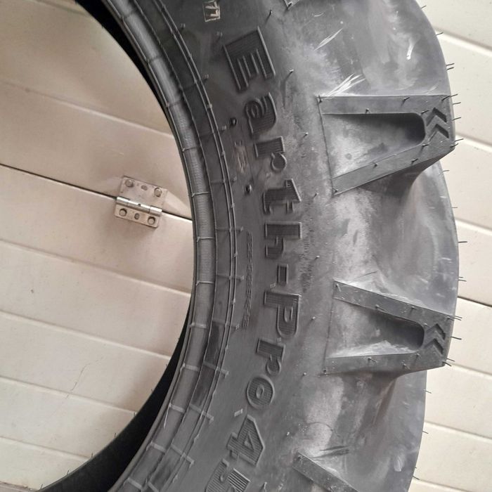 Opona 12.4-28 8pr Earthpro 45 R-1 TT Galaxy