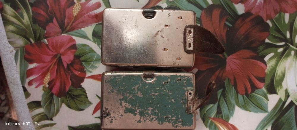 Старі ліхтарики.