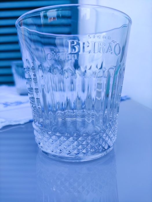 Conjunto garrafa e copos