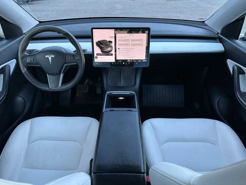 Електромобіль Tesla Model Y 2021 повний привід