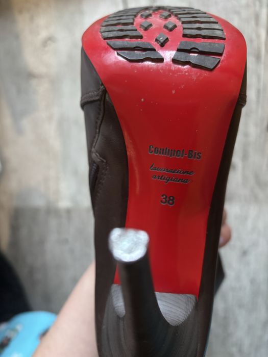 Чоботи жіночі шкіряні