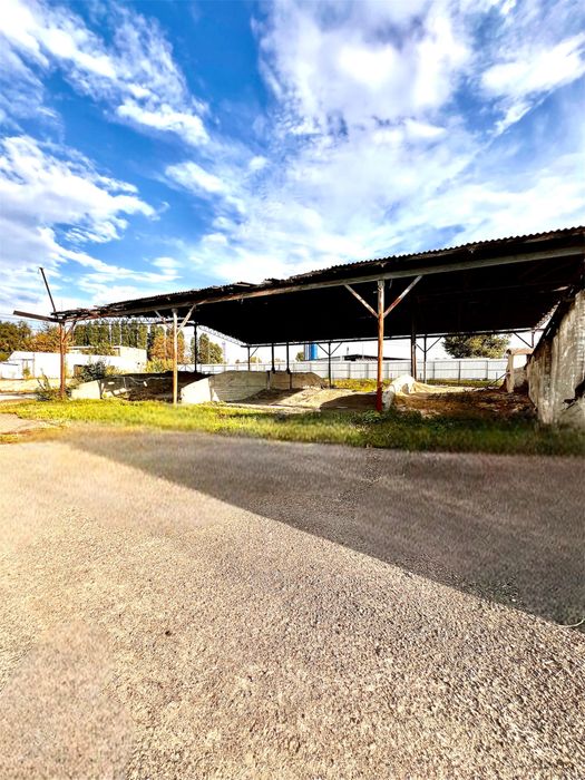 Продається промислова база в рні вул. Залізняка