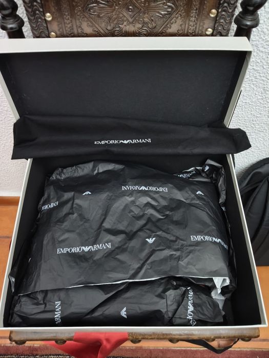 Emporio Armani Sapatilhas Cano Alto Preto/Vermelho – Originais