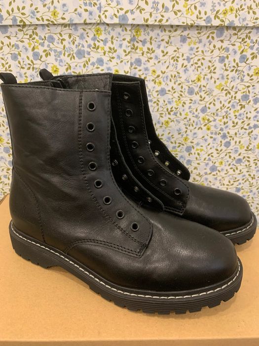 SkĂłrzane botki damskie piece of mind czarne rozmiar 39