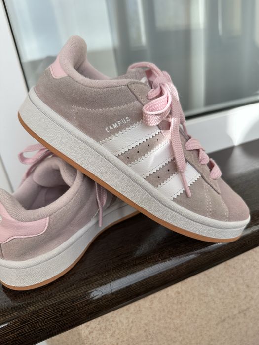 Кросівки adidas оригінал р.35
