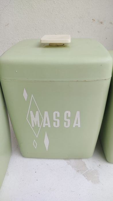 Caixas de cozinha da marca Edmar