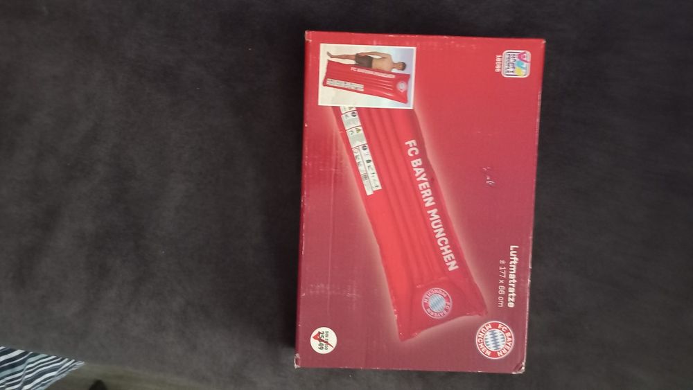 Водний надувний матрац