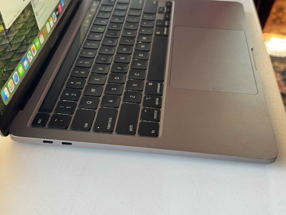 MacBook Pro 13" 2020 2.0Ghz i5 16/512 (А2251)
