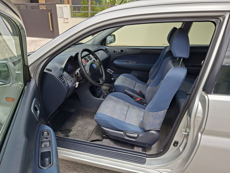 Honda HRV.  1600 c.c.