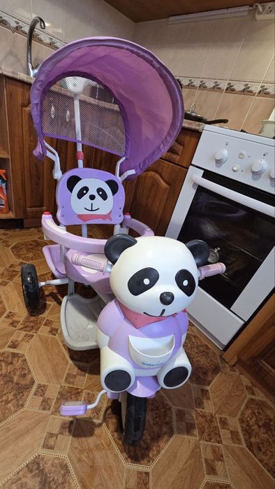 Детский трехколесный велосипед