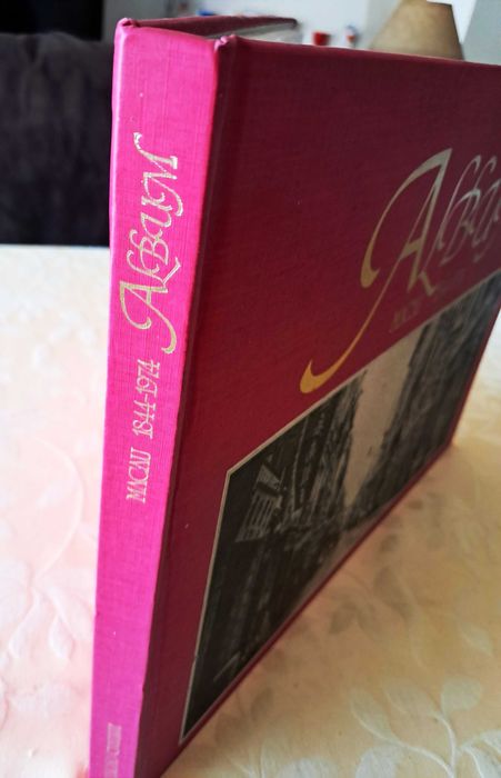 Álbum Macau 1844 a 1974  &  A Vida das Imagens - 130 anos do DN