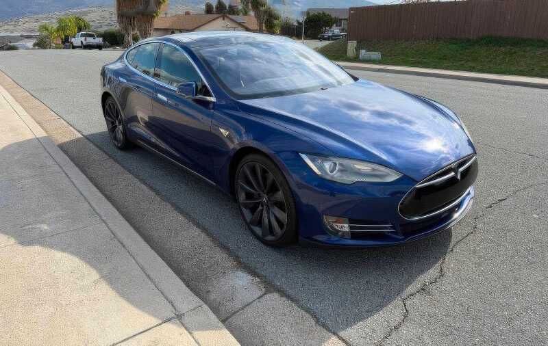 2016 Tesla Model S 70