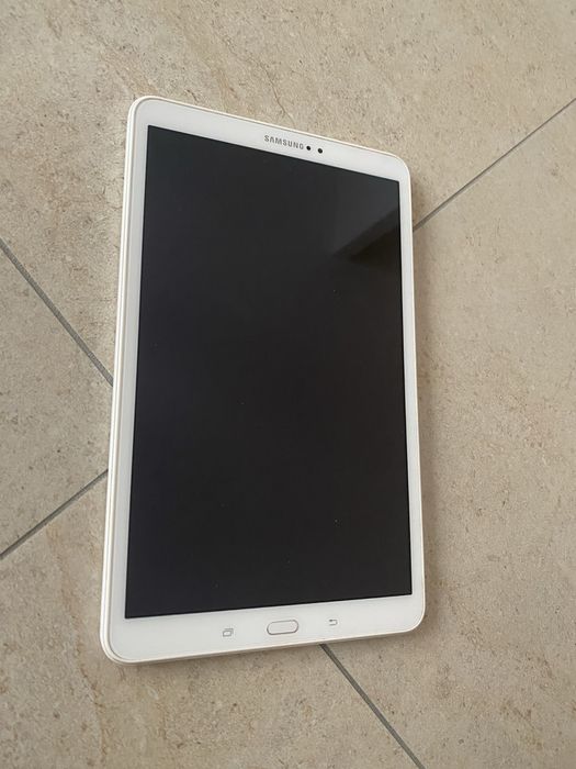 Планшет samsung SM-T580