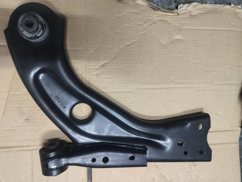 Prawy wahacz Opel Astra L VI, Peugeot 308 III