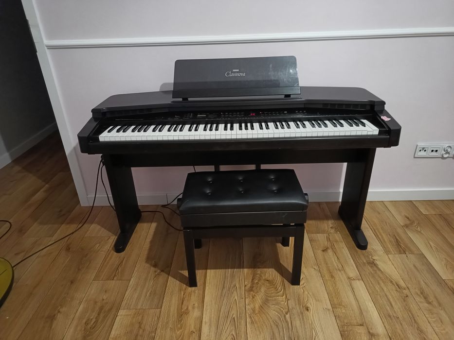 Pianino Yamaha clavinova